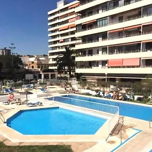 Central 2 Bed In La Nogalera Apartment