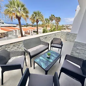 https://luxury-renevapartment-island-village-costa-adeje-tenerife.tenerifehoteles.net